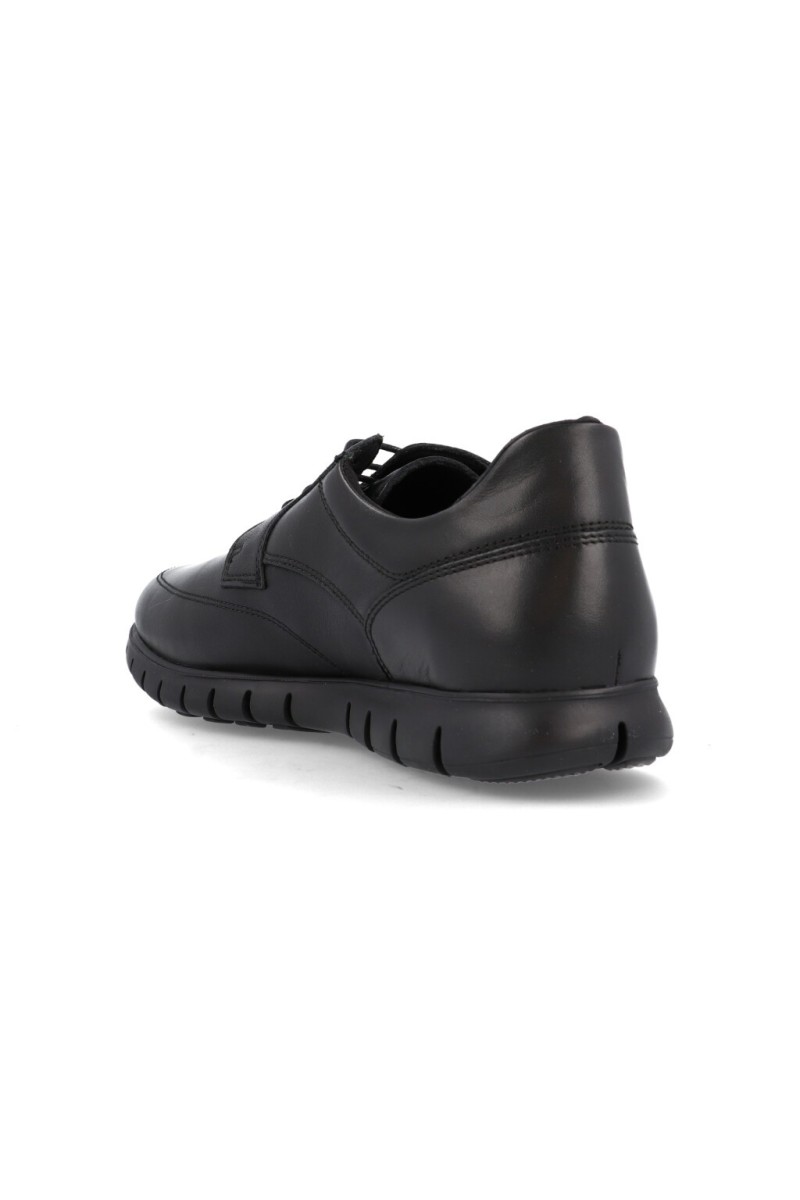 Zapatos de hombre muy cómodos marca Becool 2612 por 56€