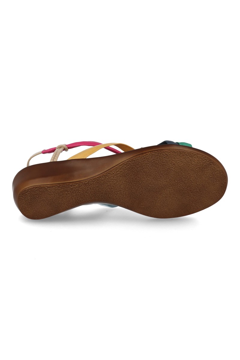 Sandalias con cuña para mujer fabricado en piel marca Digo Digo 1319